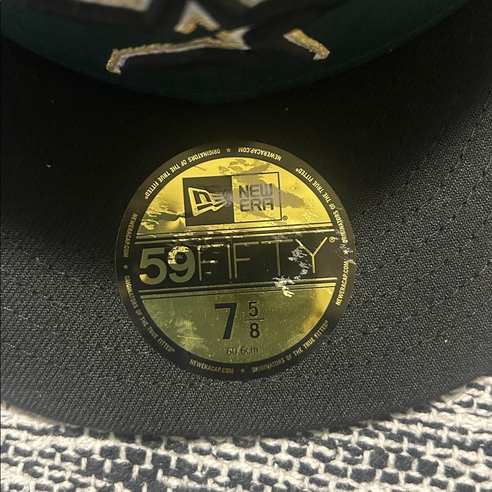 New Era 59fifty 7 5/8 green & black 2000 inaugural season fitted hat, like new - Picture 6 of 8